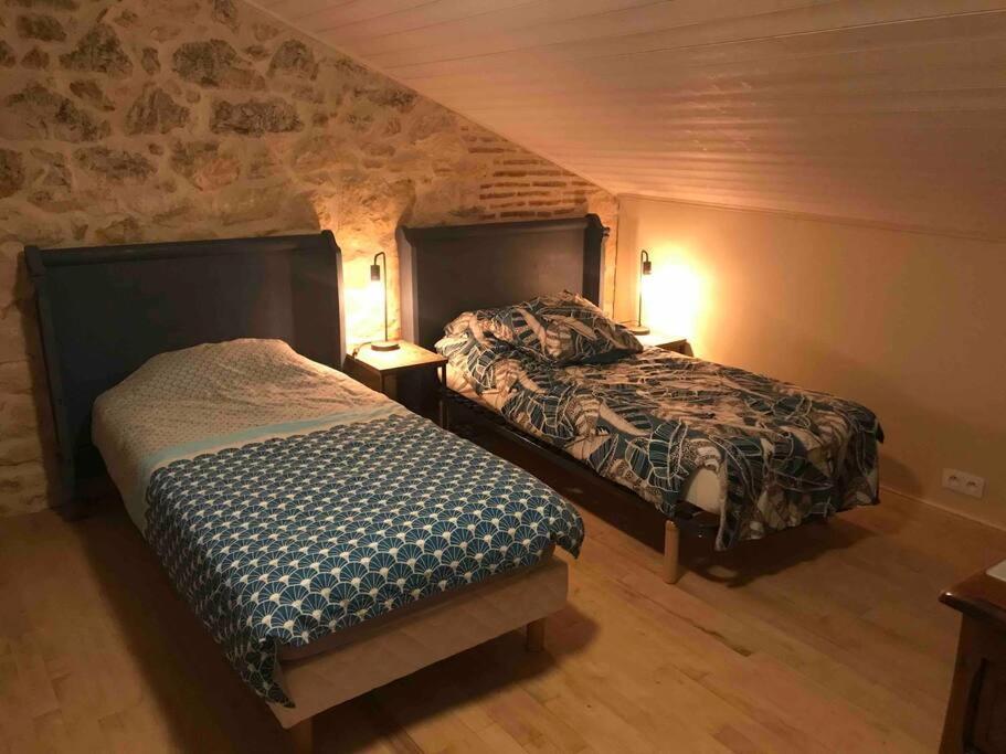 La Maison Du Puit Castels Extérieur photo
